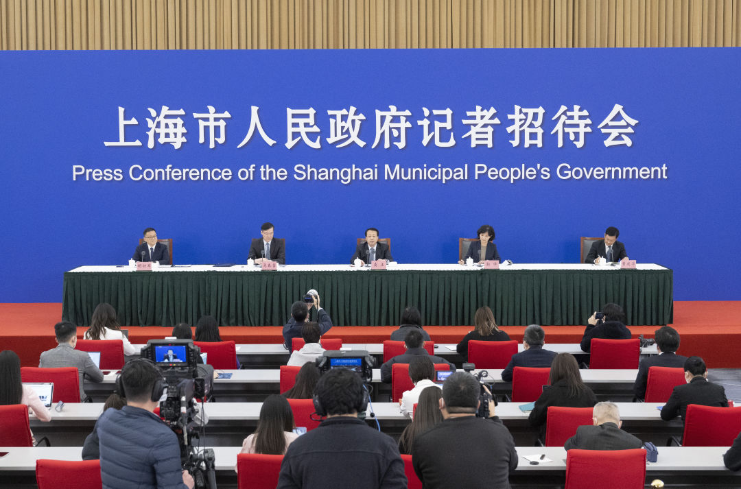 经济发展、疫情防控、产业新赛道……上海市长龚正在记者招待会上回应了这些热点问题！